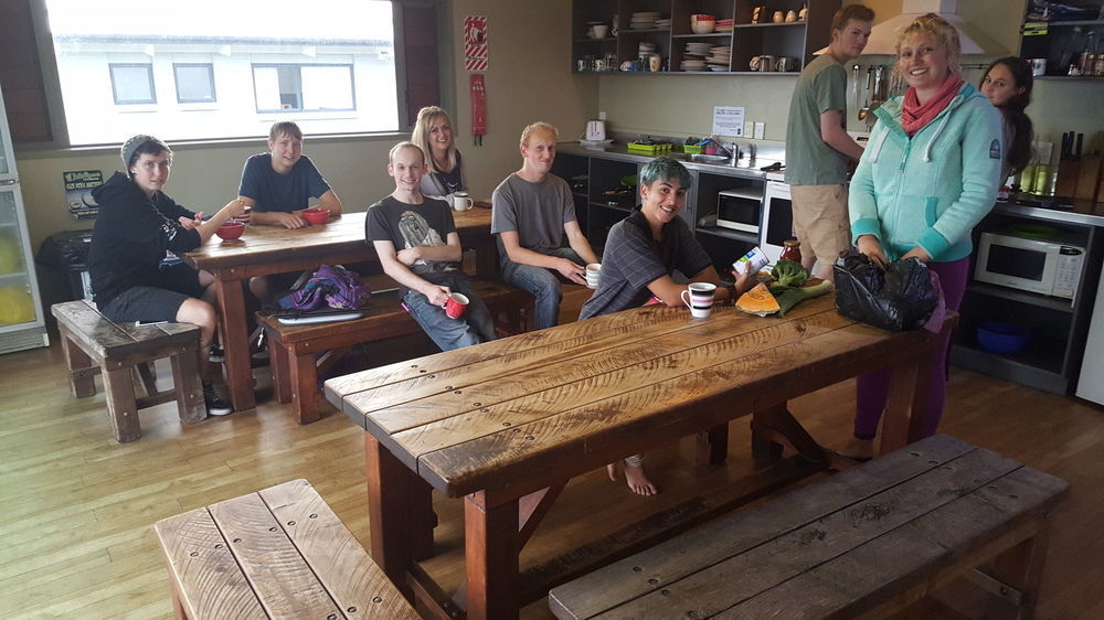 Tiki Lodge Backpackers Taupo Dış mekan fotoğraf