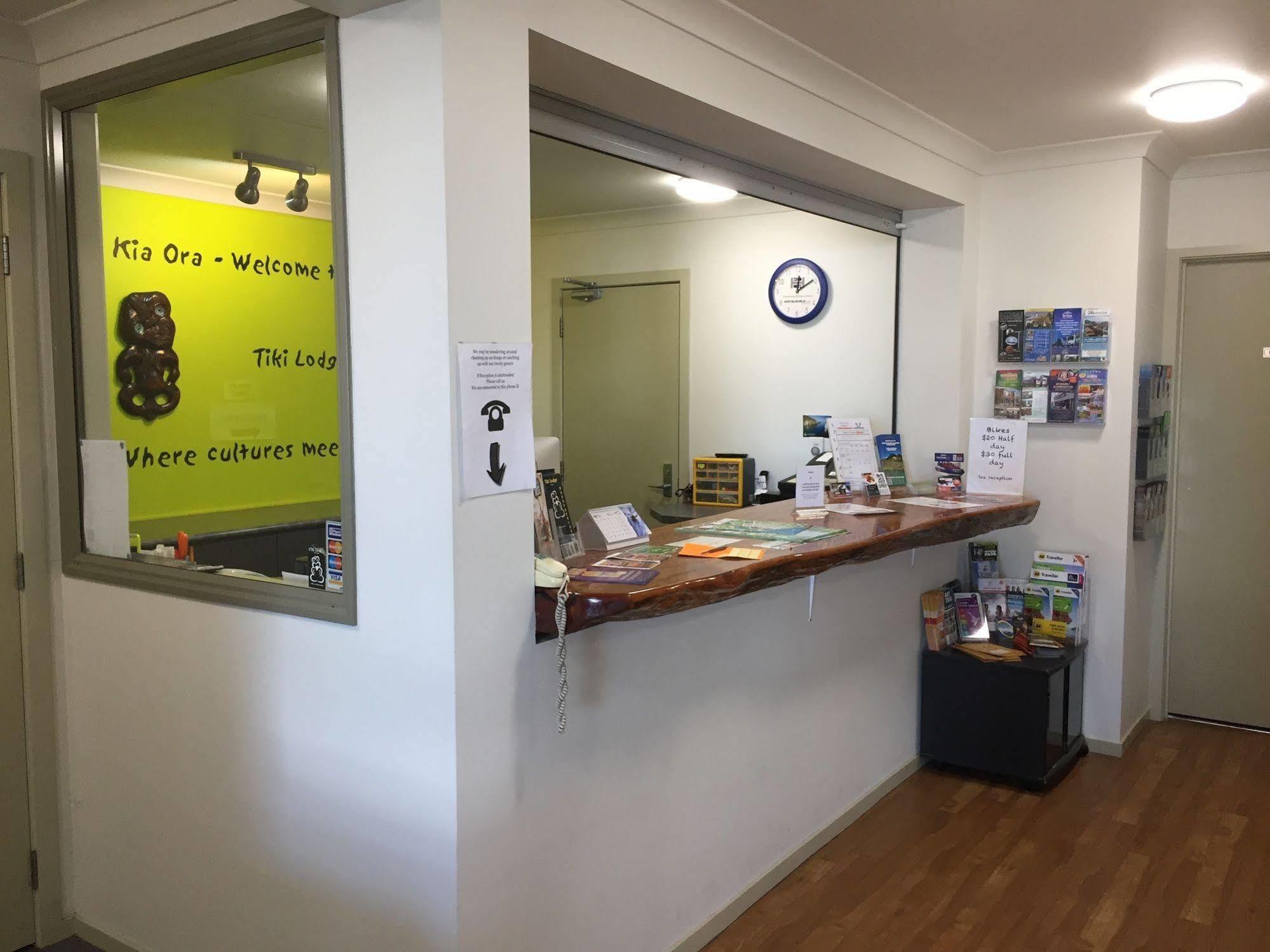 Tiki Lodge Backpackers Taupo Dış mekan fotoğraf